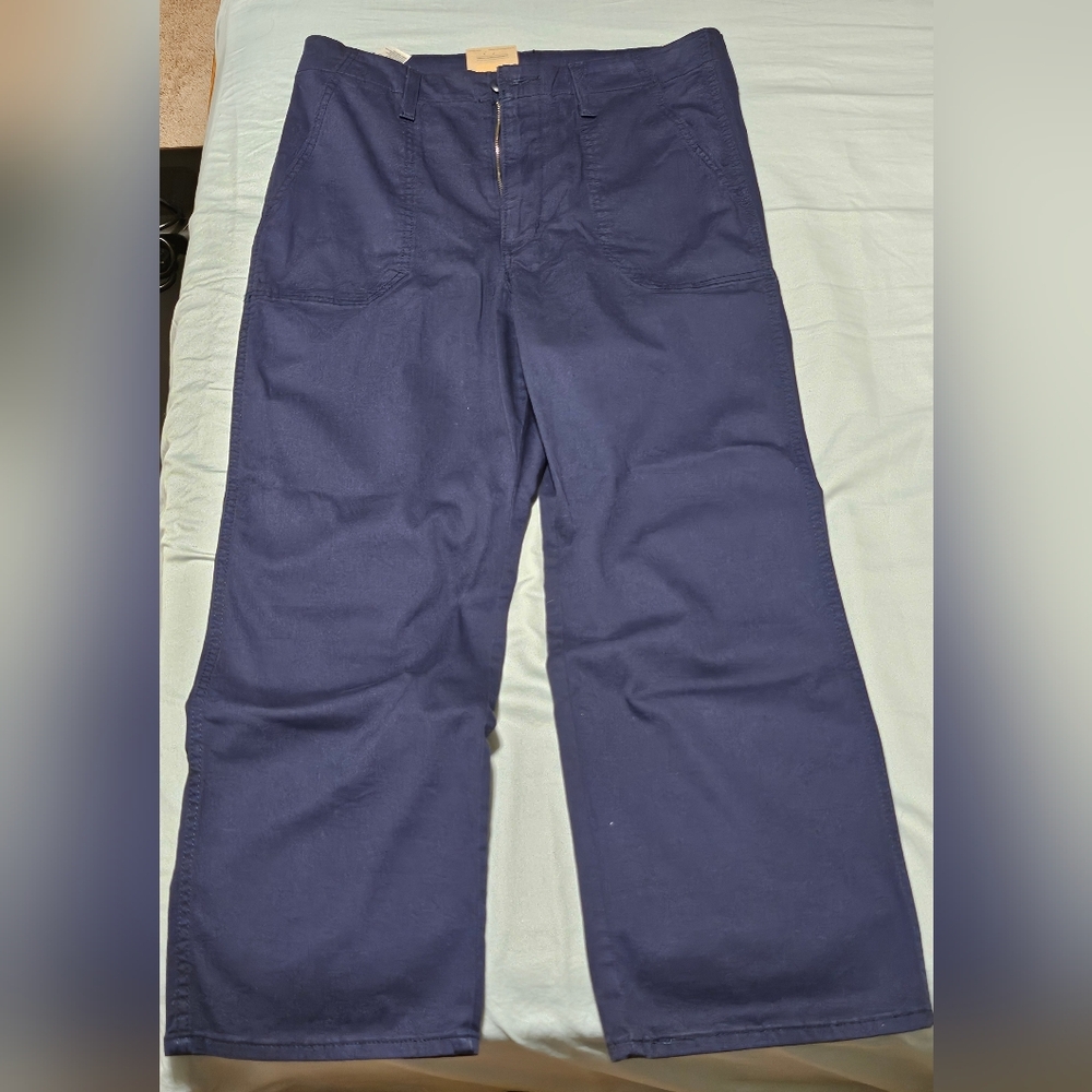 Levi's Surplus Straight Pants, size 12 - NWT - navy